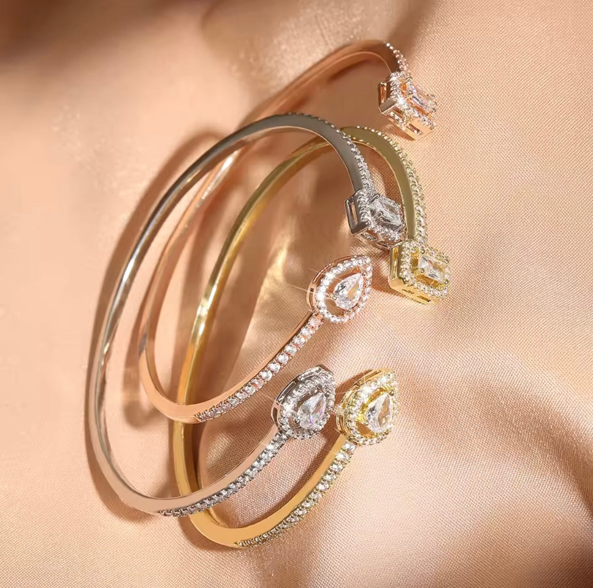 Bracelet à éclats de cristal - Élégance intemporelle